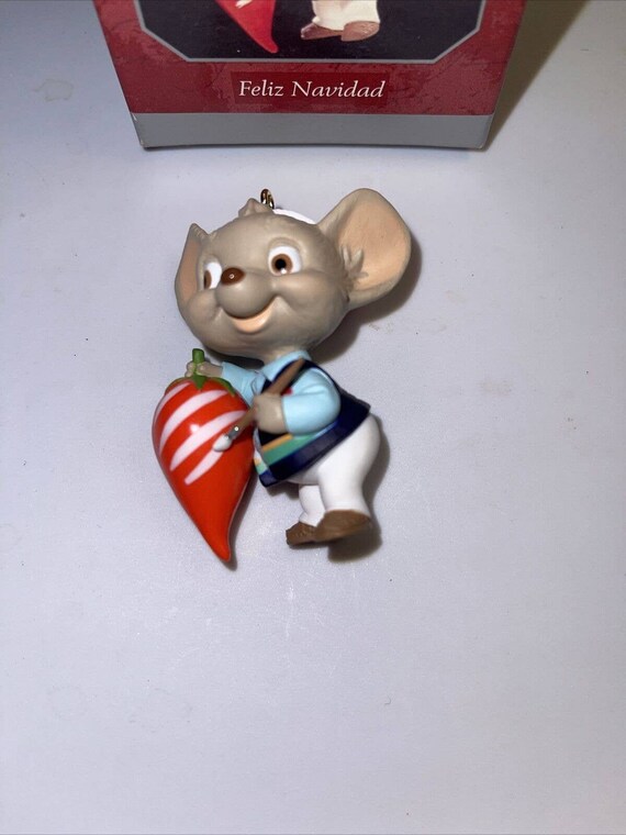 Hallmark Keepsake Ornament 1998 'Feliz Navidad' - Topolino Con Peperoncino Rosso In Plastica Composita (6 Cm)