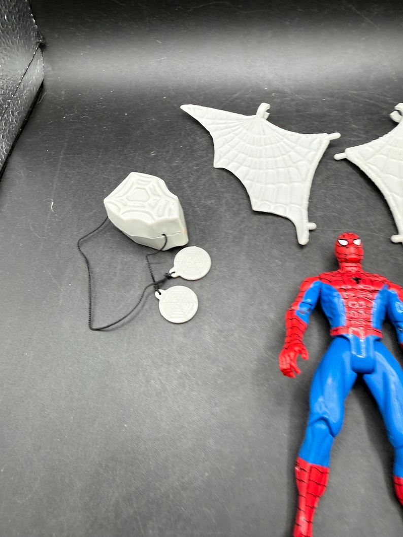 Vintage 1994 Toybiz Spiderman Den animerade serien Web Racer Spider-Man Vintage figur *Begagnad bild 8