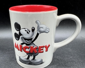Ceramiczny kubek do kawy Vtg Disney Store 3D w kolorze czarno-białym z motywem Myszki Miki z lat 90. NWT!