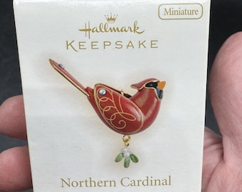 Rare Brand New Hallmark Northern Cardinal Beauty of Birds miniature ornament -31 & 32D
