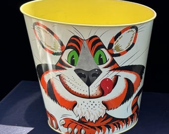 Vintage Kellogg’s Collectible Tony The Tiger Metal Trash Tin Excellent Condition