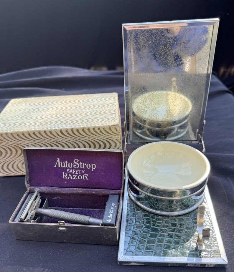 Vtg 1920s Valet Autostrop Safety Razor in Box & Alligator Travel Shave ...