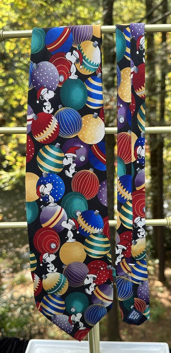 Rare Peanut's Mens Neck Tie Snoopy on Ornaments 1… - image 1