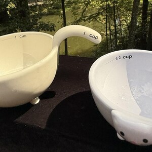 2 Vintage Urban Outfitters Kitty Katze Keramik Messbecher -T35 Bild 4
