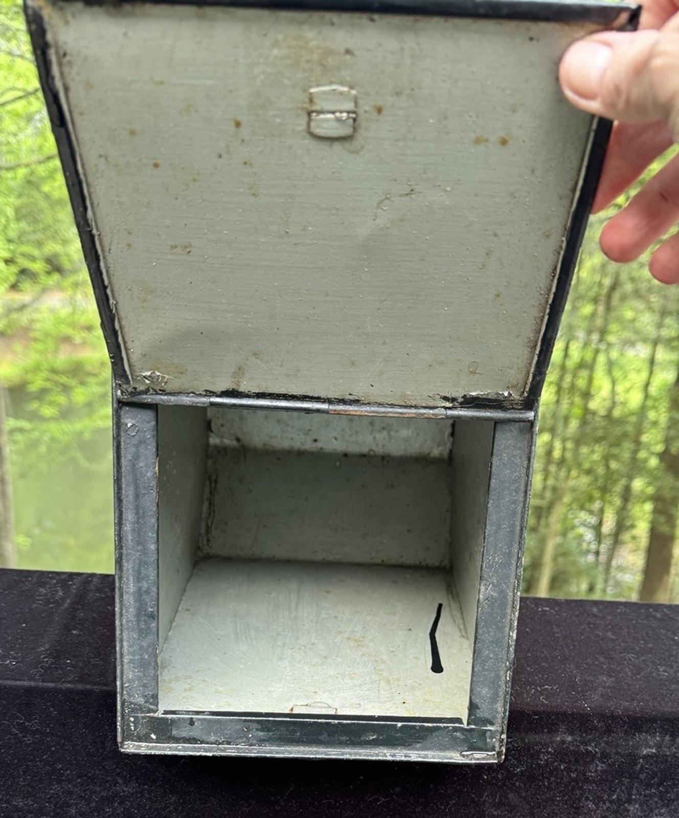 Antique American England General Store Metal Bin With Toleware  display picture 1