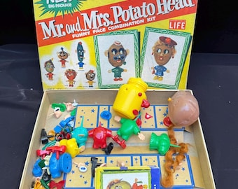 Rare 1960’s Mr. and Mrs. Potato Head Funny Face Combination Kit No. 2004 Hassenfeld Bros Hard To Find! 5/22 -2