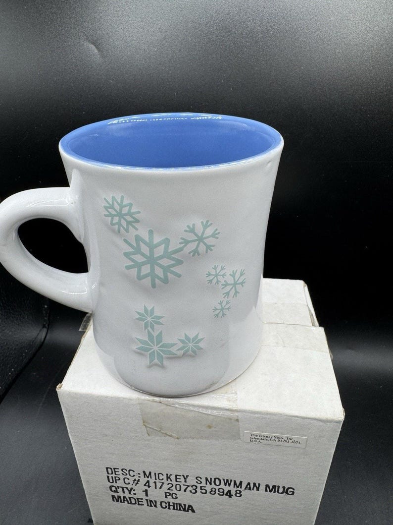 New 1990’s Disney Store Mickey Mouse Snowman Snowflakes Coffee 12 oz Cup Mug NIB image 5