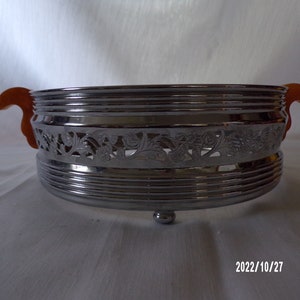 Rusko Ware Bowl Holder with Bakelite Handles