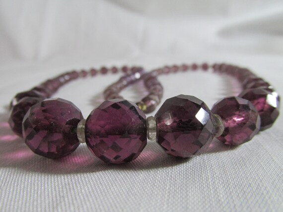 Vintage Purple Graduated and Clear Necklace - image 5