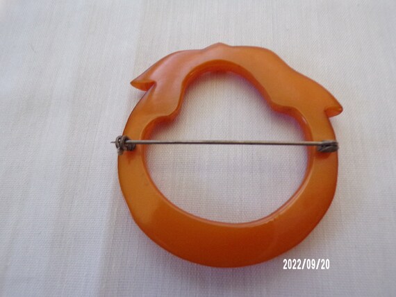 Butterscotch Bakelite Circle Pin - image 2
