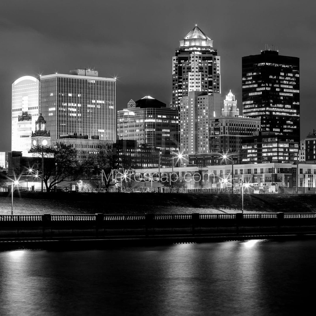 Des Moines Iowa Skyline at Night Black & White Wall Art. Des Etsy
