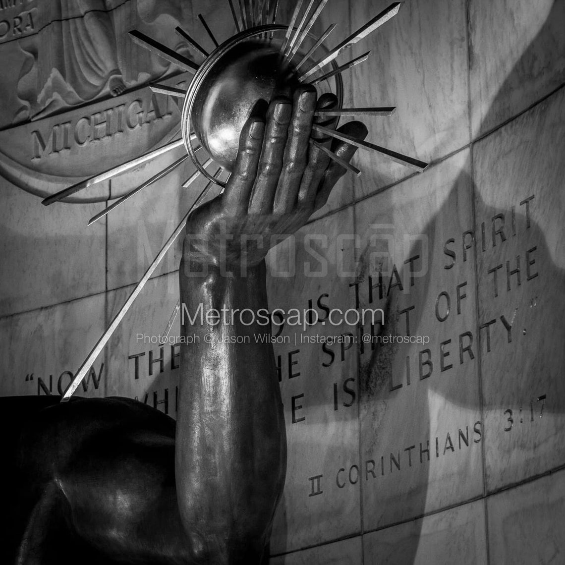 Detroit Pictures Black & White. Spirit of Detroit Left Hand at Night ...