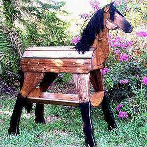 SaddleRack Horse Designs Hand Crafted From Solid Wood