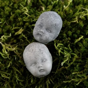 Creepy tiny baby head cement decorations for potted plants or fairy gardens