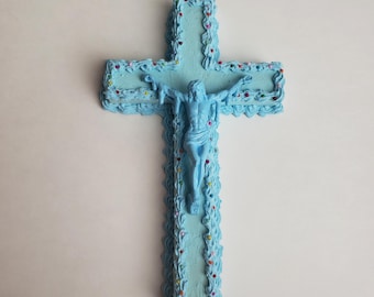 Pastel azul DULCE JESÚS crucifijo cruz con Jesús tapiz de pared chispas glaseado dulces falsos arte pop kawaii decoración cutecore