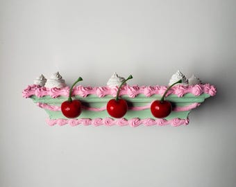 Estante flotante de pared con glaseado falso para pasteles, arte de pasteles pop en 3D, decoración de postres kawaii, estilo cutecore, coqueta, decoración de dopamina