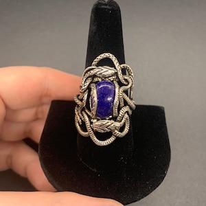 High quality lapis lazuli .925 sterling silver sized ring- size 9.5