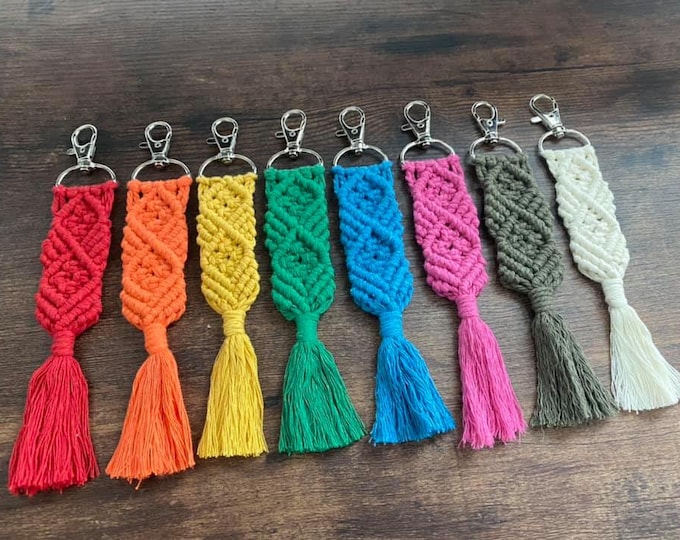 Handmade Macrame Boho Braided Tassel Keychain Hand Woven Bohemian Style Trendy Backpack Purse Lobster Clasp Favors Gifts Fringe