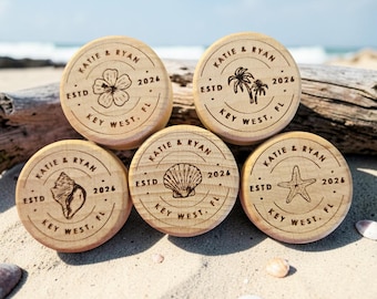Tappo per bottiglia di vino in legno personalizzato / Bomboniera per matrimonio / Bomboniera per addio al nubilato / Tappi di sughero personalizzati / Matrimonio in spiaggia / Bomboniere con tappi di sughero