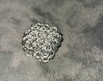 Chainmaille jelly cube