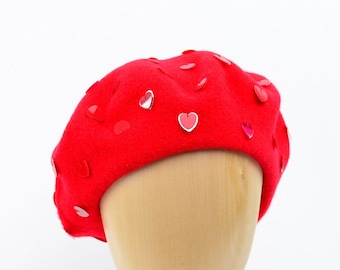 Embroidered Beret "Hearts"