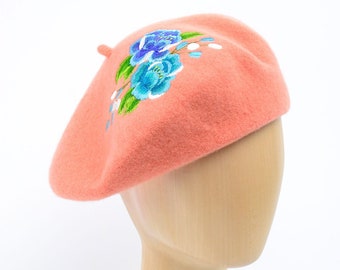 embroidered beret "Blue Peonies"