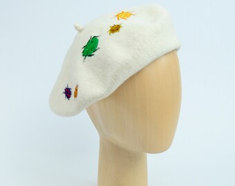 embroidered beret "Bugs"