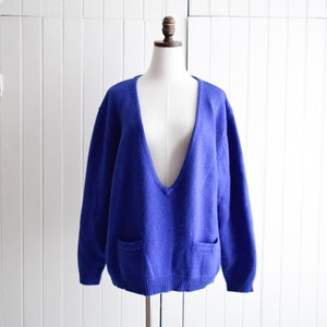 indigo deep-v wool pullover