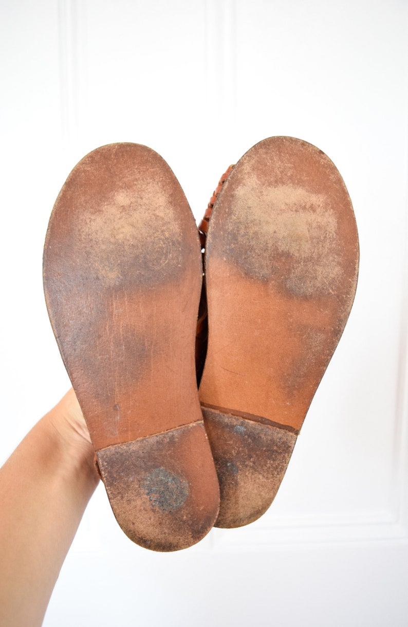 size 6 Vintage leather huarache sandals