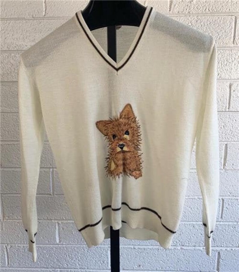 Vintage 60/'s V-Neck Sweater sz Large Cream Embroidered Scottie Dog Liteweight