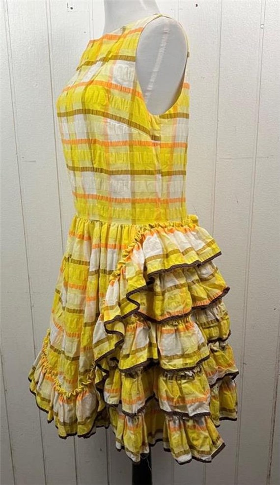 Vtg 50's Swing Dress sz Medium Yellow Ruffled Pla… - image 3