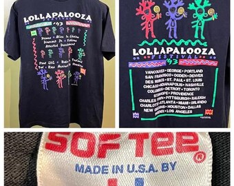 Vintage 1993 Lollapalooza Tour T-shirt Size X-large Black Vintage 1993 Lollapalooza Tour T-shirt Size X-large Black