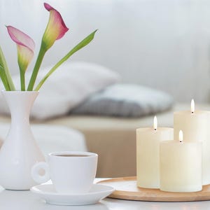 FLAMELESS CANDLE  Flameless Pillar Candle, Realistic Battery Non-Flame Candle, L.E.D. Pillar Candle, Paraffin Wax Pillar Candle w/Remote