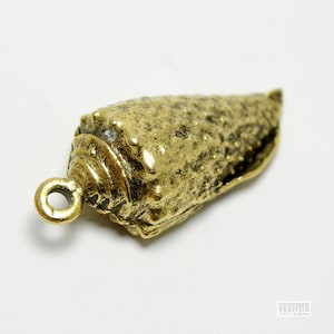 Pair of Conch Shell Charms, 24K Gold Plated Sea Shell Pendant, Made in USA, #N101