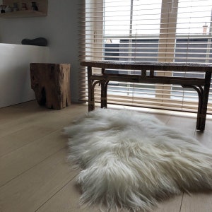 Tapis en peau de mouton islandais blanc image 6