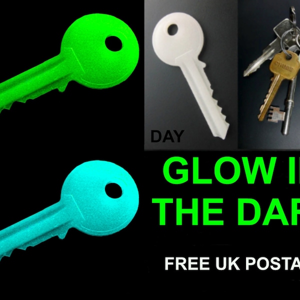 GLOW KEY, Never Lose Your Keys In The Dark! Glow In The Dark Key Finder Keychain / Keyring