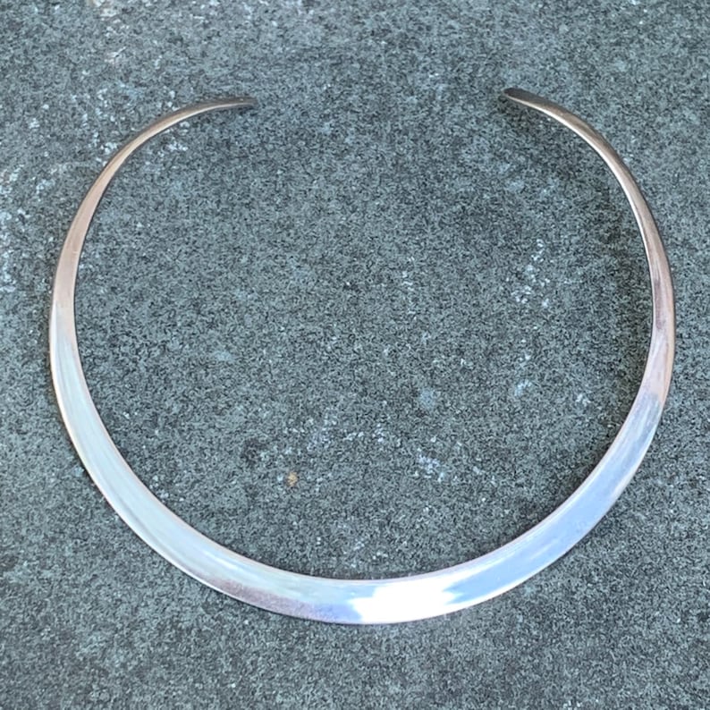 Vintage Sterling Silver Modernist Choker made by Quinn