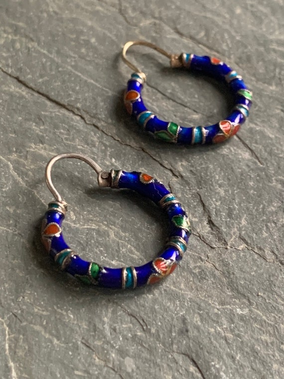 Exquisite Small Sterling and Enamel Hoops - image 3