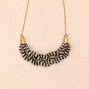 Braided Necklace Beige Black