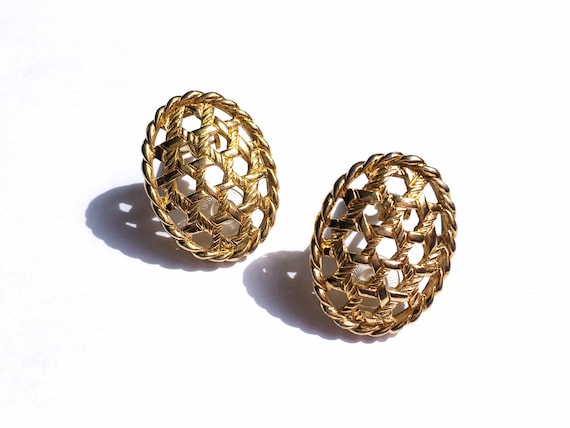 Christian Dior, 80s earrings, dior cannage, dior v