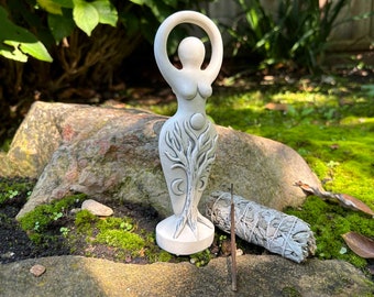 Nature's Spiral Goddess Statue Blessing Kit: Elevate Your Sacred Space Tree Goddess Statue, White Sage Smudge Bundle, Ritual Incense, Altar