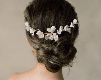 Clay Flower Headpiece, Floral Bridal Comb, Ivory Flower Wedding Hairpiece, Hairvine : Gwenna - Style 367