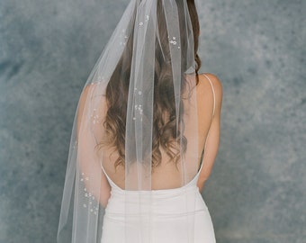 Pearl Wedding Veil, Scattered Pearl Veil, Bridal Veil Embellished with Swarovski Pearls, Pearl Veil, Bridal Veil : Eleanor - Style 140