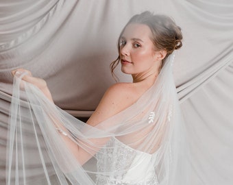 Floral Lace Wedding Veil, Delicate Lace Appliqué Bridal Veil, Romantic Pearl Veil, Handsewn Veil, Pearl and Lace Veil : Fawn - Style 150