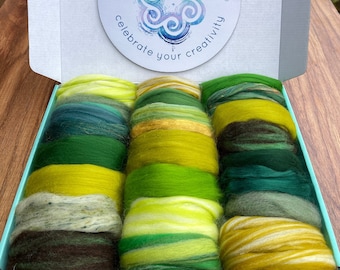 Mixed Fiber for Spinning, Rolags, Art Batts, Felting. Combed Top Roving Hand Dyed BFL Merino Silk Bamboo. Green COLOR BOMB, Flora & Fauna