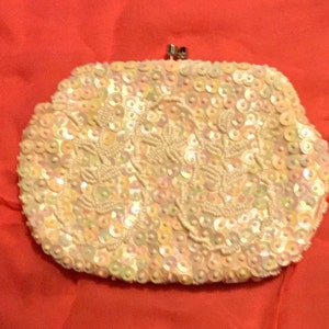 Vintage 1950s Purse - Hand Beaded - Off White Beads w/ Iridescent Sequins - Made in Hong Kong