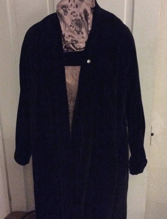 Womens 1940s Opera Coat w/ Rhinestone Button