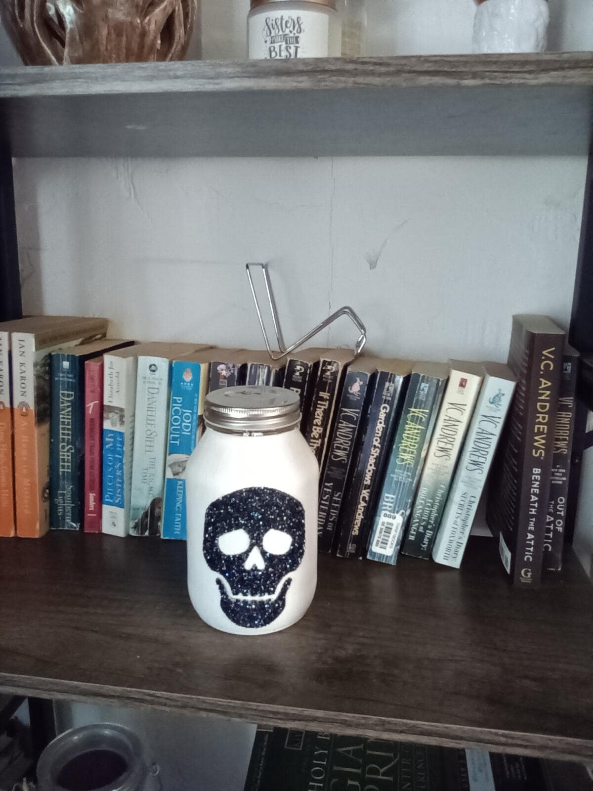 Sparkle skeleton jar