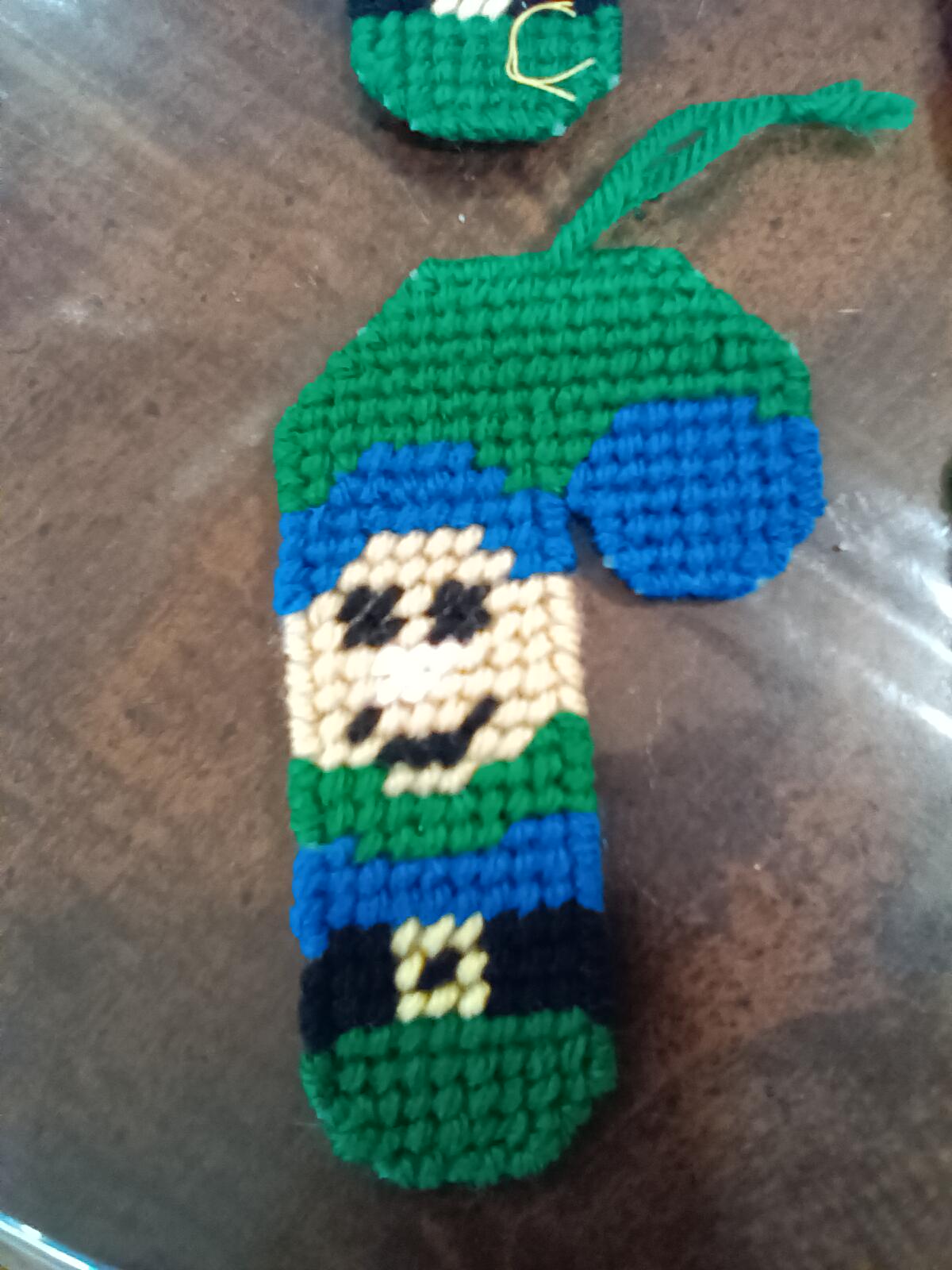 Elf plastic canvas ornaments - Thumbnail 2