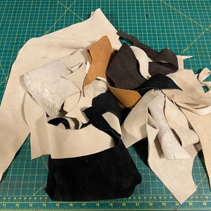 Leather Scraps Small Leather Pieces, Brown Leather Scraps, Leather  Remnants, Cowhide Leather Cut Off's, Rustic Leather 